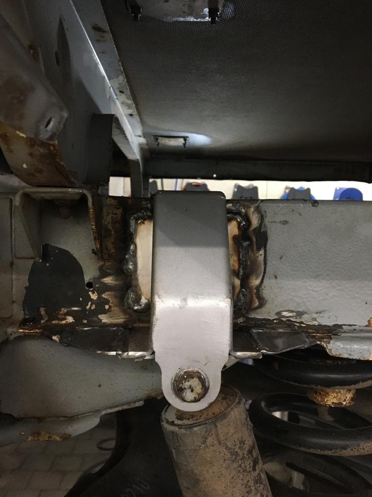 VW T4 Stoßdämpferaufnahme Doka, Pritsche Nachbau VW T4 Stoßdämpferaufnahme Doka, Pritsche Nachbau