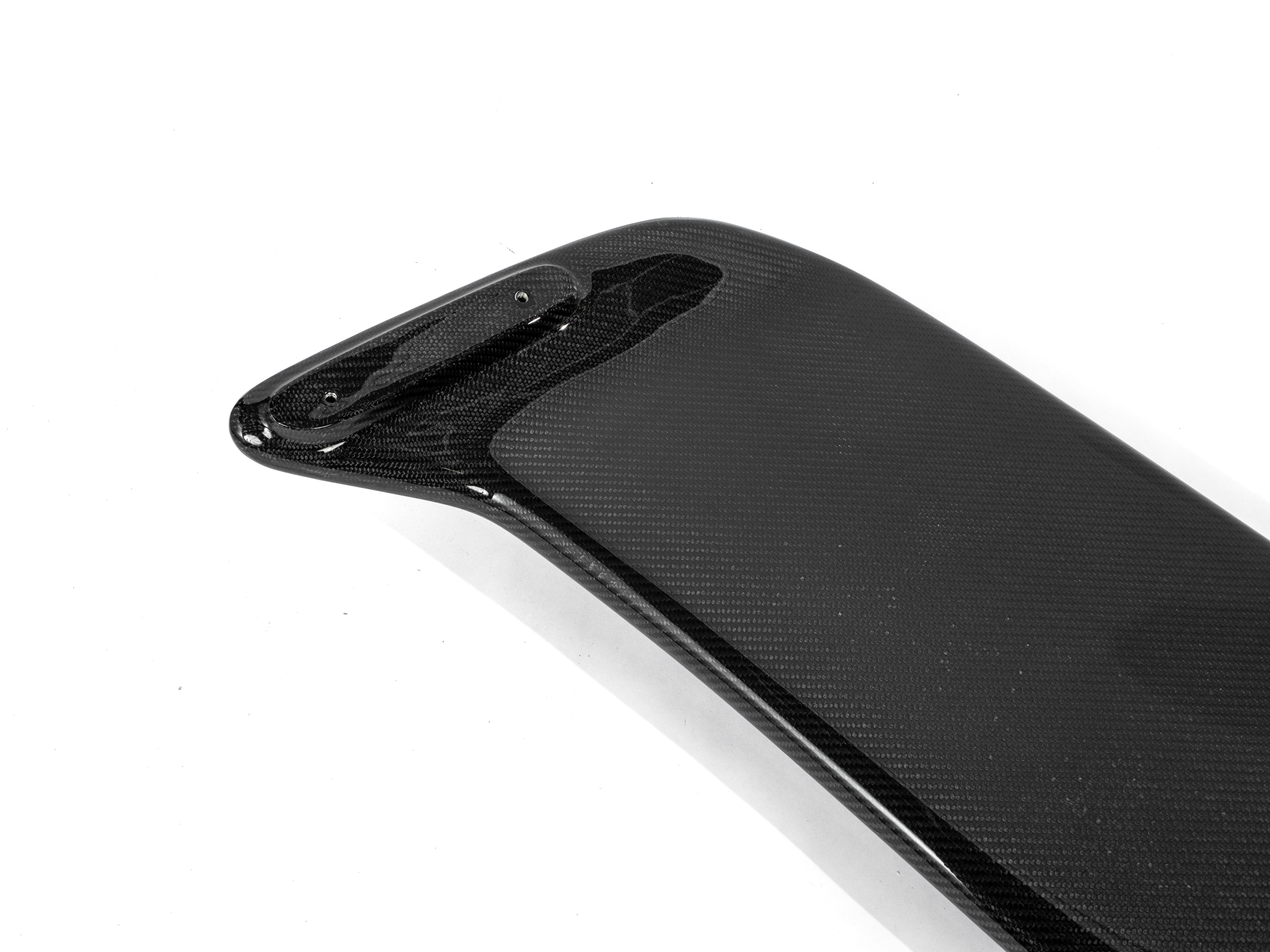 Dachspoiler Classic (GFK) & Exclusive (Carbon) – Nachbau, passend für VW T4 Dachspoiler Classic (GFK) & Exclusive (Carbon) – Nachbau, passend für VW T4