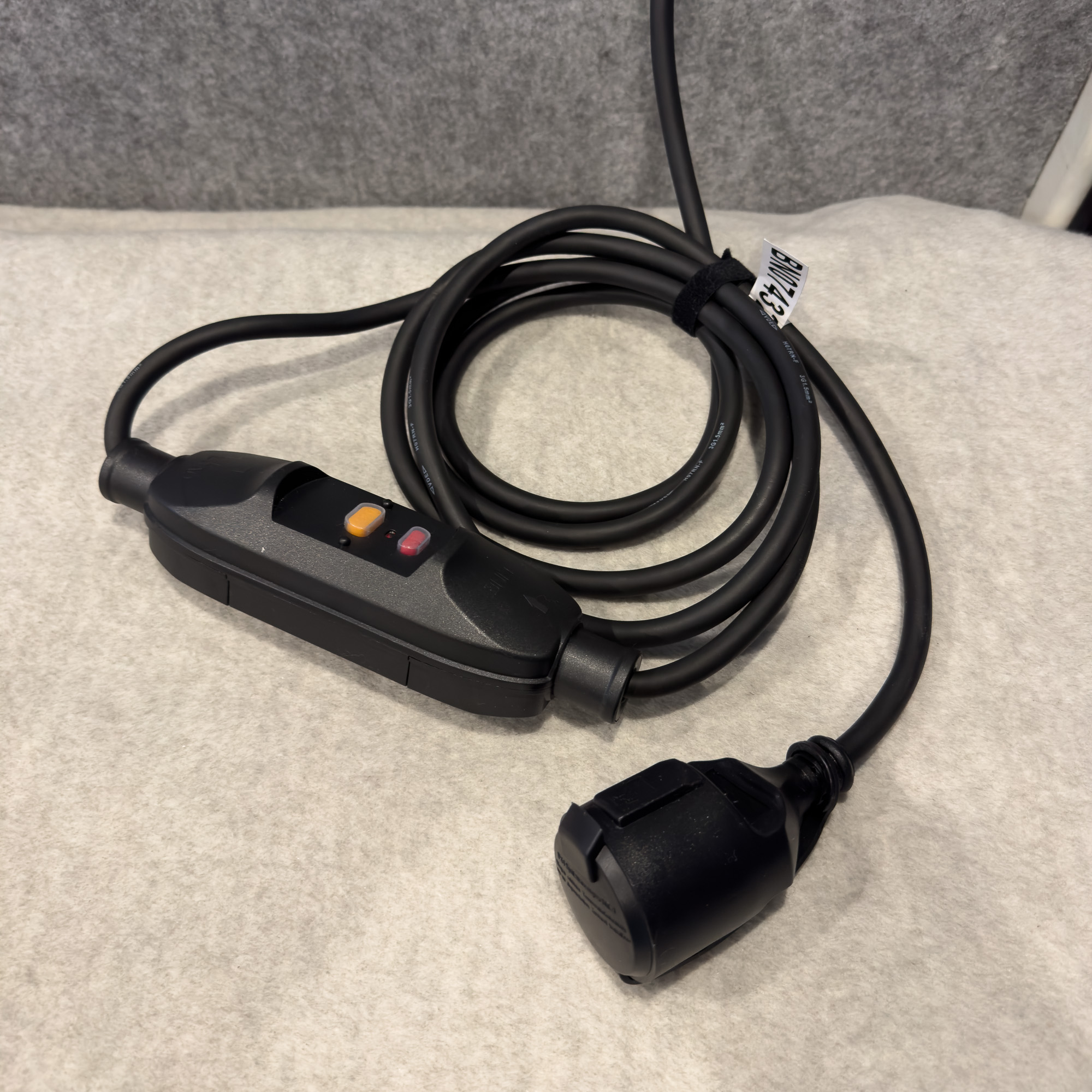 Venturaflex VW T4 RCD-2 Zusammengerolltes Stromkabel des Venturaflex