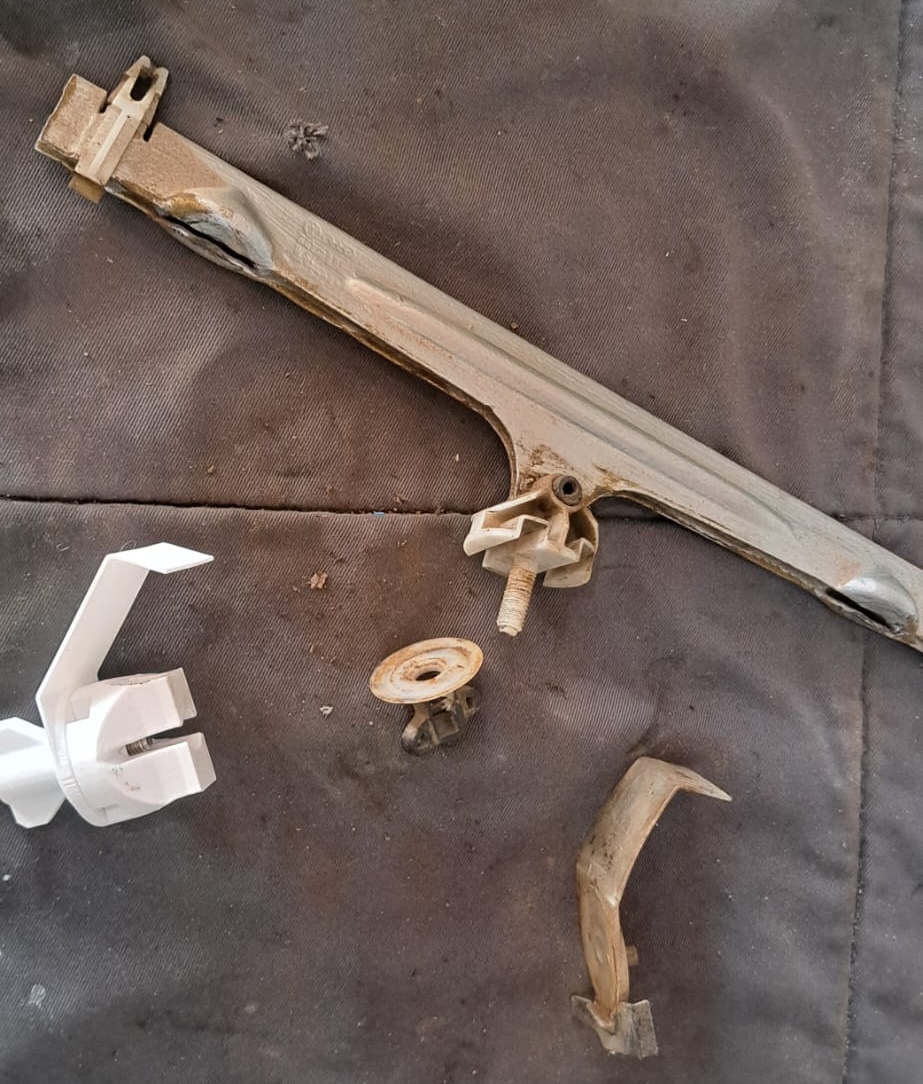 Reparatur-Set Waagebalken VW T4 | Polycarbonat + Messing + Edelstahl