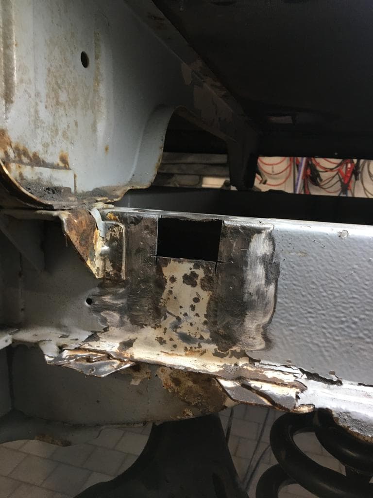 VW T4 Stoßdämpferaufnahme Doka, Pritsche Nachbau VW T4 Stoßdämpferaufnahme Doka, Pritsche Nachbau