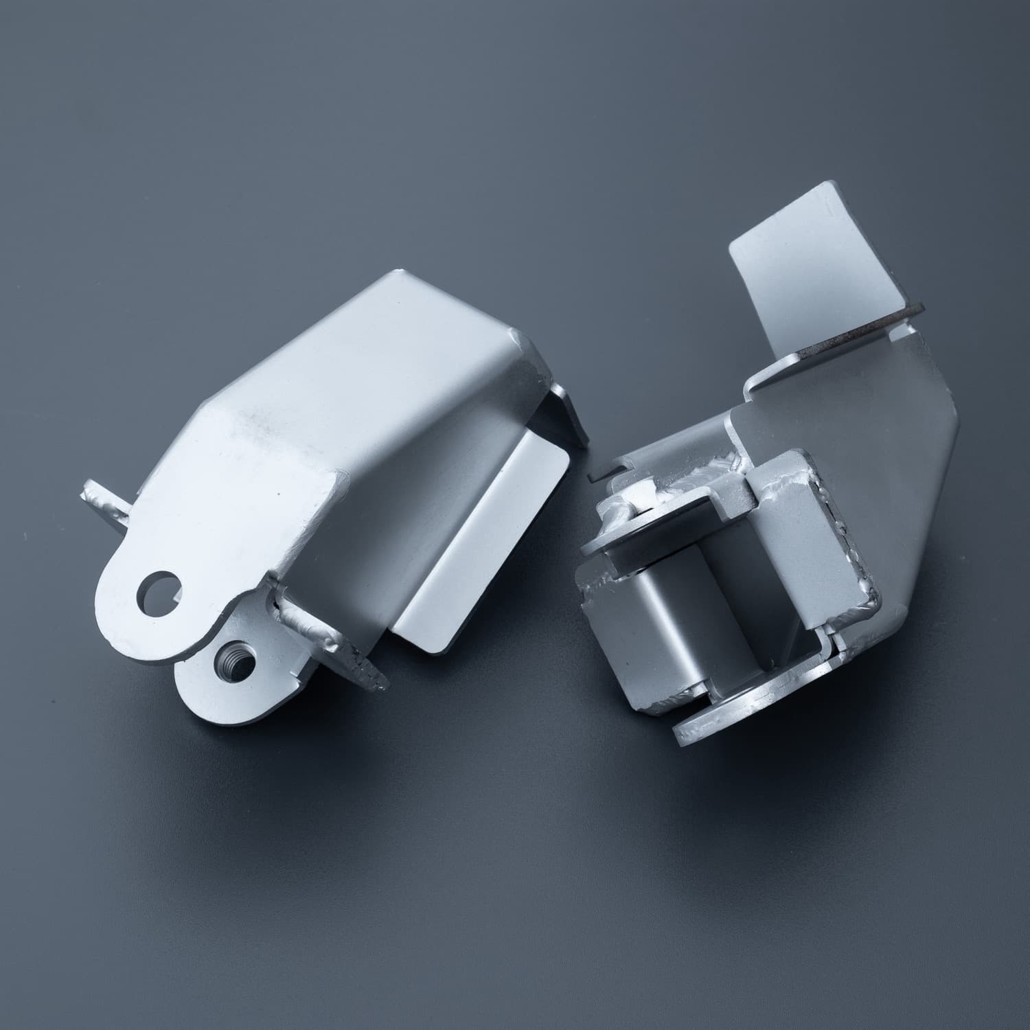 VW T4 Stoßdämpferaufnahme Doka und Pritsche Nachbau VW T4 Stoßdämpferaufnahme Doka und Pritsche Nachbau