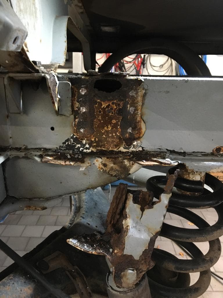 VW T4 Stoßdämpferaufnahme Doka, Pritsche Nachbau VW T4 Stoßdämpferaufnahme Doka, Pritsche Nachbau