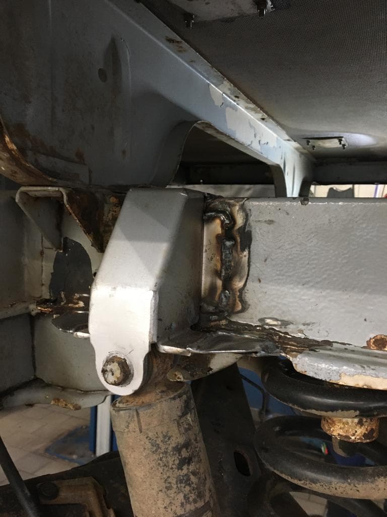VW T4 Stoßdämpferaufnahme Doka, Pritsche Nachbau VW T4 Stoßdämpferaufnahme Doka, Pritsche Nachbau
