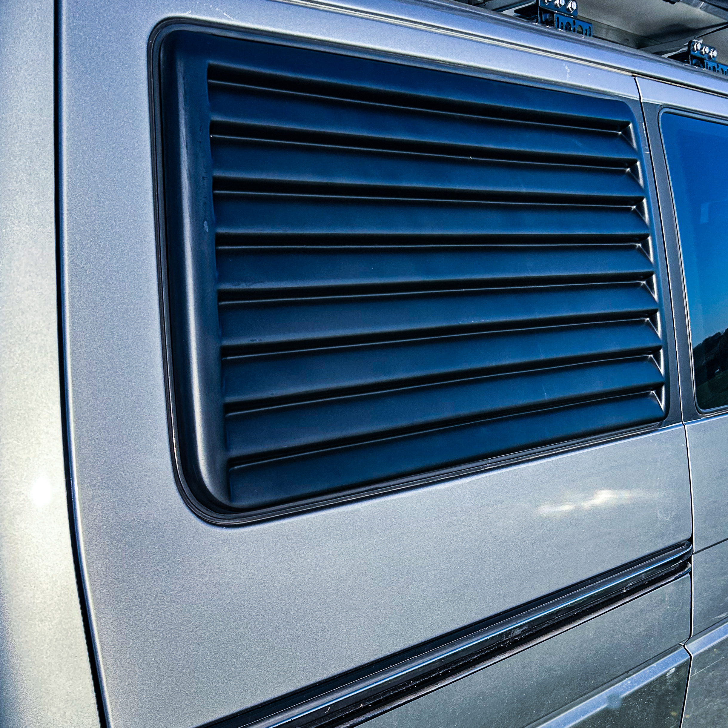 Formblenden aus GFK fur VW T4