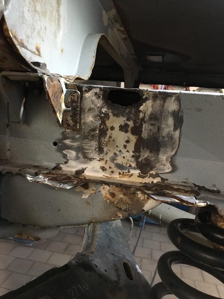 VW T4 Stoßdämpferaufnahme Doka, Pritsche Nachbau VW T4 Stoßdämpferaufnahme Doka, Pritsche Nachbau